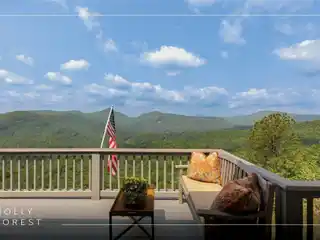 Exceptional Mountain Home