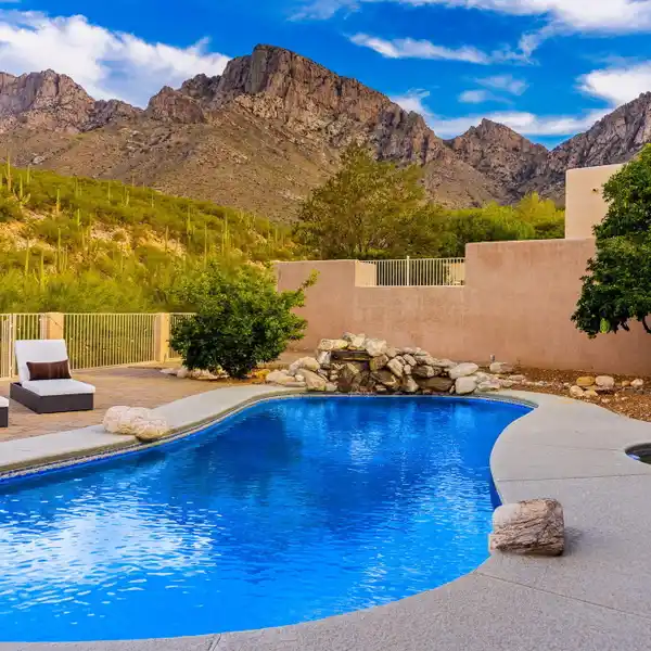 CONTEMPORARY ORO VALLEY GEM WITH STUNNING MOUNTAIN VIEWS