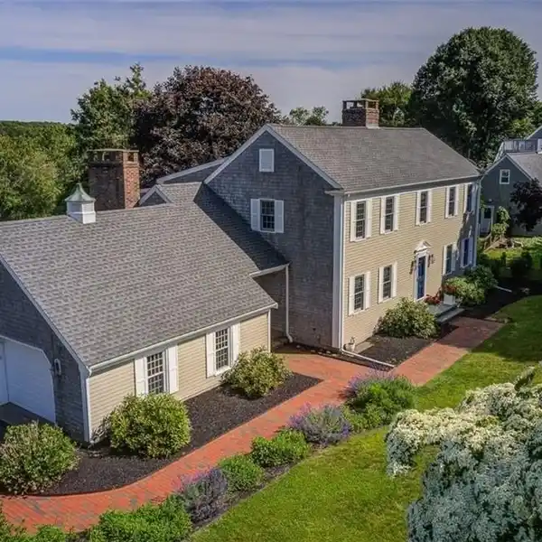 WATERFRONT SALTBOX IN A SPECIAL NEIGHBORHOOD