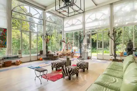 Elegant Property with Beautiful Period Features