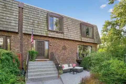 Low-Maintenance Luxury Steps from the Shore