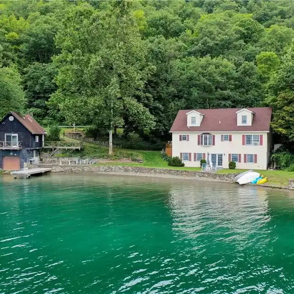 KEUKA LAKE WEST SIDE-YEAR-ROUND LAKE HOME