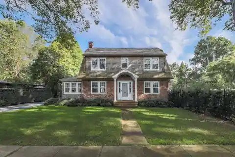 Inviting Rental Home on a Desirable Village Lane