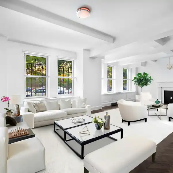 GORGEOUS FIFTH AVENUE HOME WITH CENTRAL PARK VIEWS