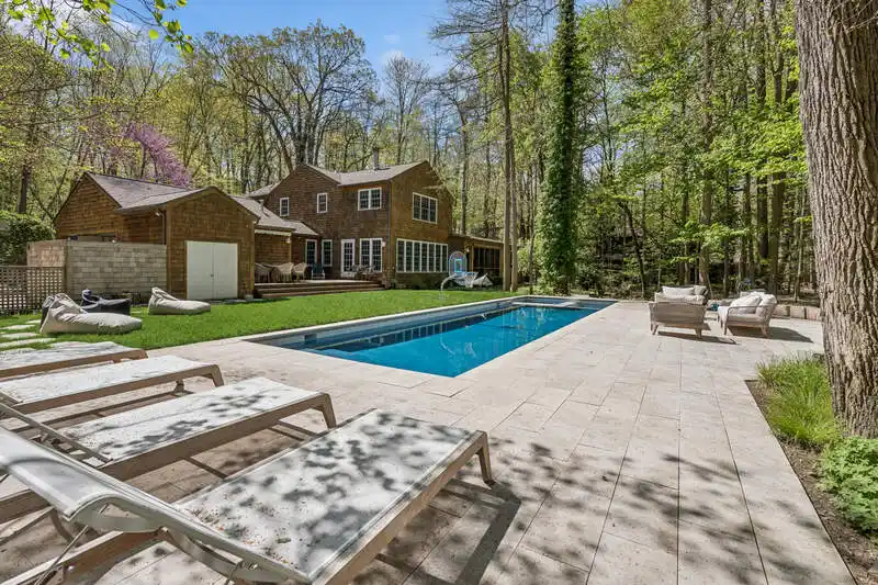 Modern Living Near Lake Michigan