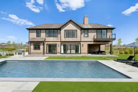 New Southampton Rental