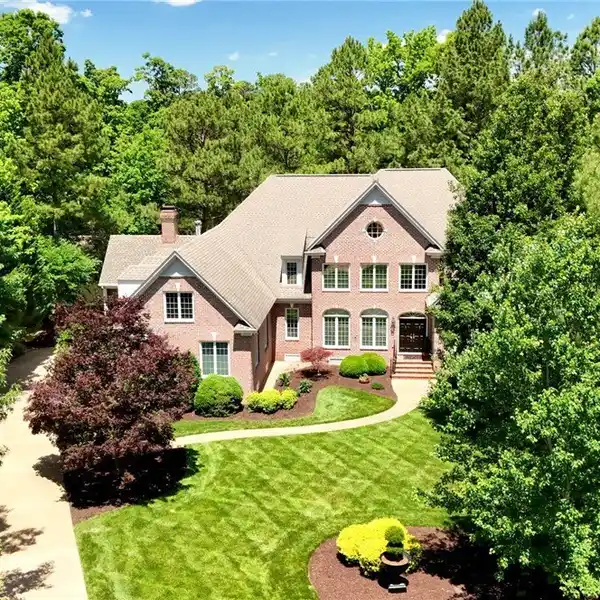 LAKEFRONT HOME WITH PANORAMIC WATER VIEWS