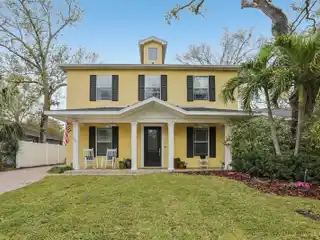 Stunning Home in the Sought-After Bayshore Beautiful Neighborhood