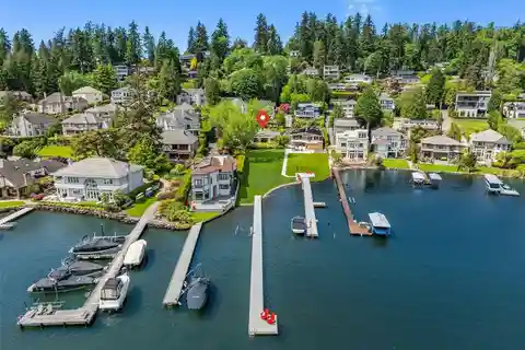 Waterfront Living on Prized Juanita Bay