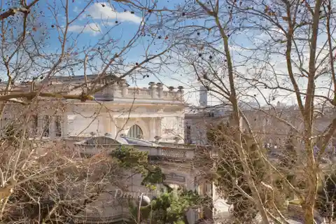 Spacious Apartment with Beautiful Open Views