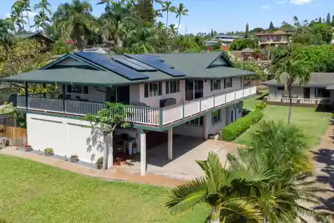 Amazing Maui Meadows Property