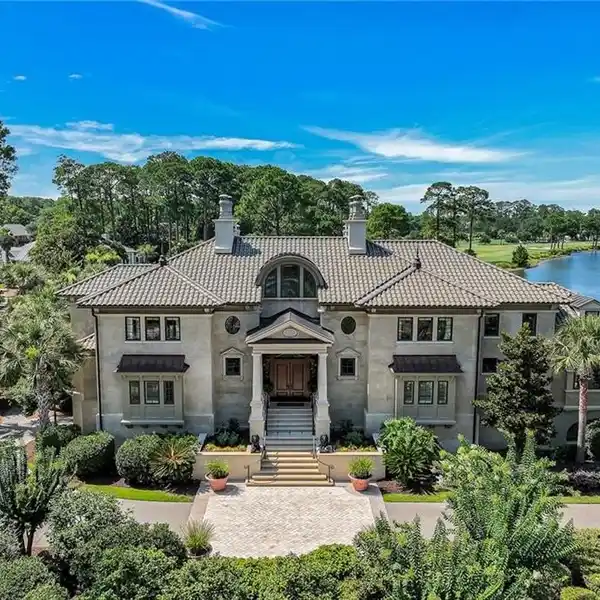CASTLE-LIKE HOME WITH WELCOMING ELEGANCE