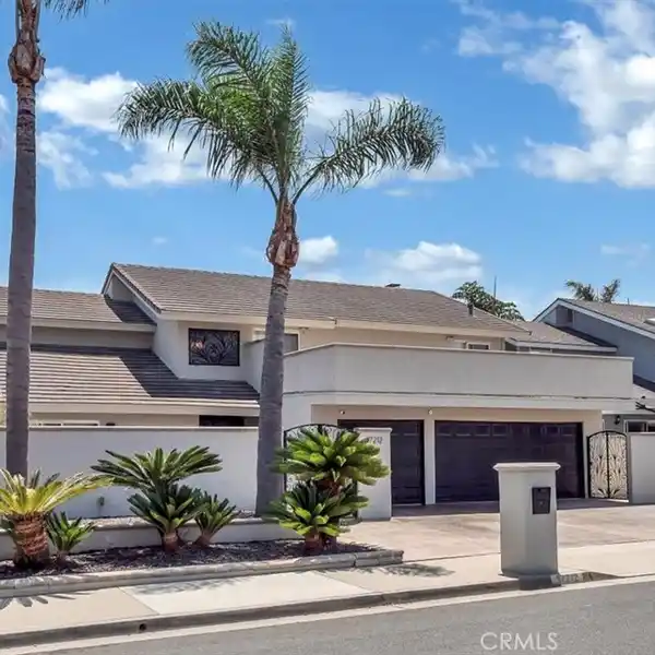 THOUGHTFULLY DESIGNED HOME WITH SPACIOUS LAYOUT AND PRIME LOCATION