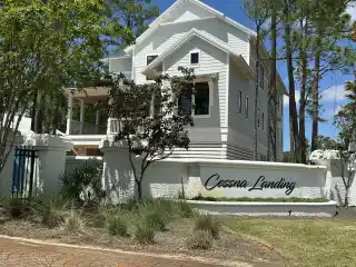 Beautiful Home in Cessna Landing