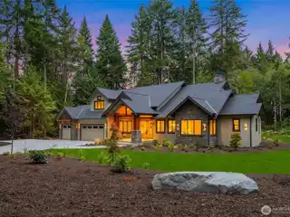 Premier Estate on 4.75 Serene Acres