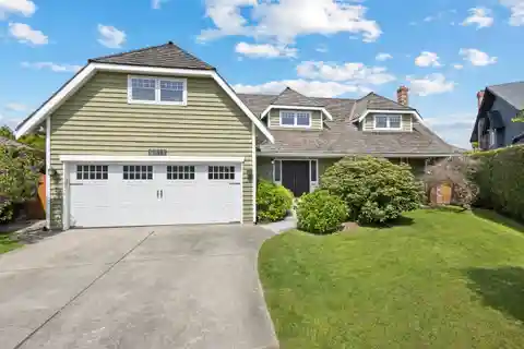 Rare Character Home in Park Lane West