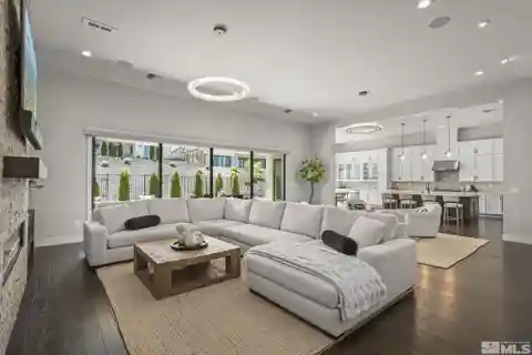 Meticulously Maintained Home in Ridgeline at Carmella Ranch