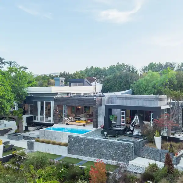 A MODERN MASTERPIECE IN CONSTANTIA