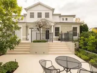 An Elegant Tribute to Hamptons Architecture