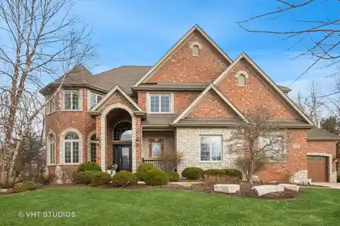 Casual Elegance on a Quiet Cul-de-sac