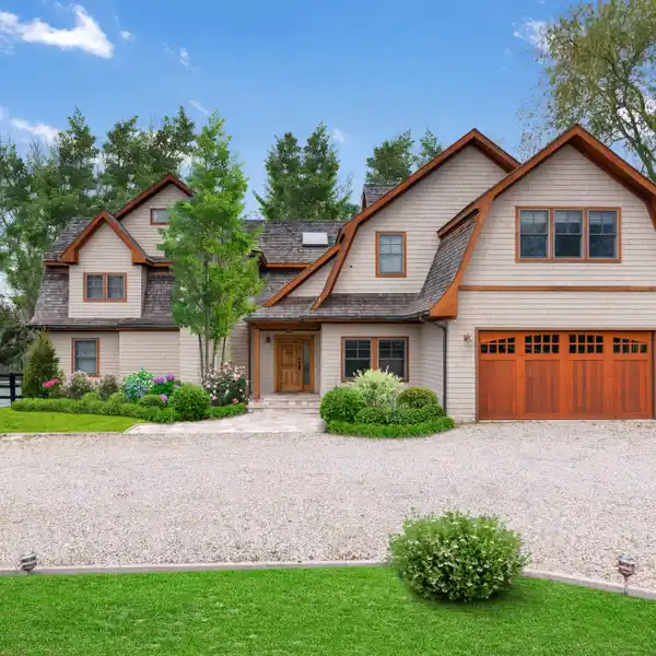 OPEN-CONCEPT GAMBREL HOME FOR RENT IN WATER MILL