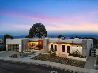Exquisite Modern Contemporary with Breathtaking Views