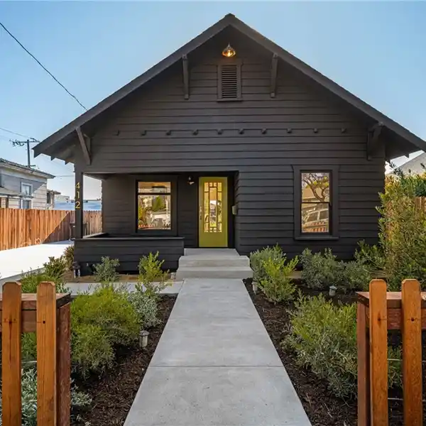 MODERN CHARM MEETS HISTORIC CHARACTER