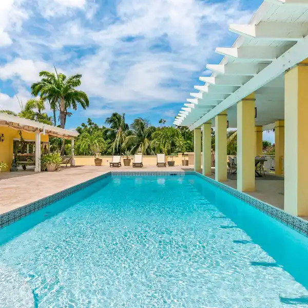 PRIVATE ISLAND OASIS IN SHOYS