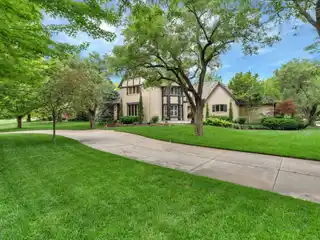 Exceptional Home in the Woodland Estates at Lakepoint