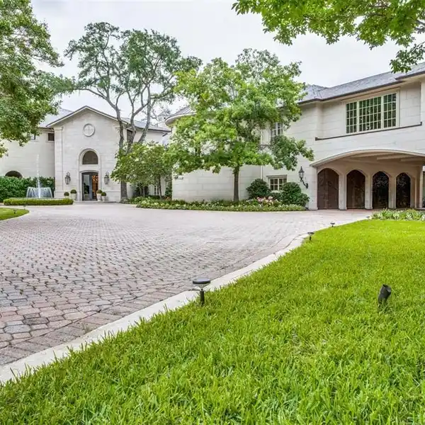 EXQUISITE ESTATE IN COVETED OLD PRESTON HOLLOW