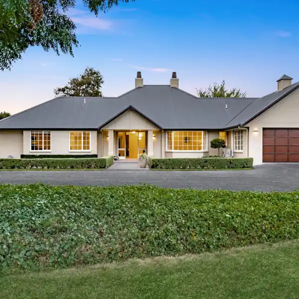 TIMELESS ELEGANCE ON IMMACULATE LAND