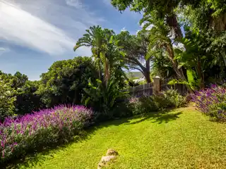 Sea-view Property with Great Potential