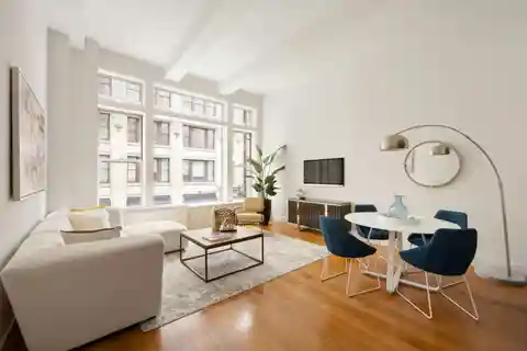 Spacious and Sunny Condo in Prime Flatiron Location