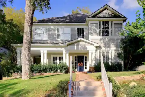 Modern Comforts with Historical Appeal in Judge's Hill