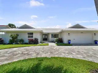 Dream Home in Bayway Isles