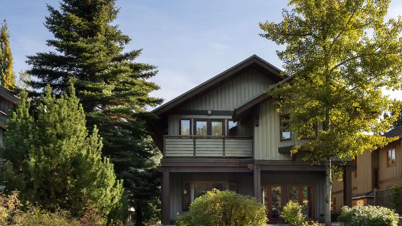 Whistler Chalet on World-class Golf Course