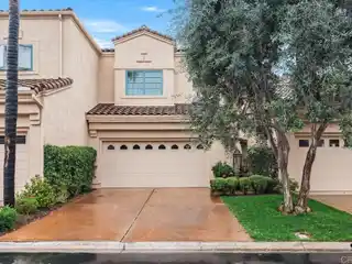 Highly Upgraded Townhome in Alcala De Rancho Santa Fe