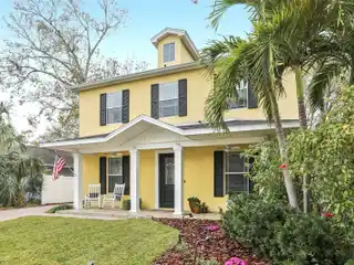 Stunning Home in the Sought-After Bayshore Beautiful Neighborhood