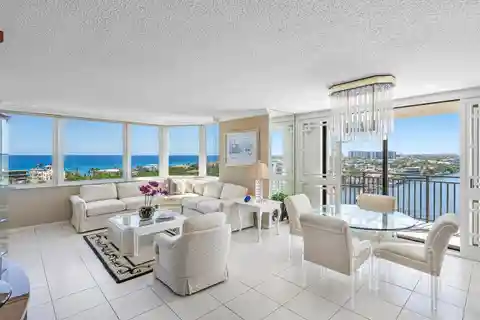High-floor Corner Home with Amazing Views