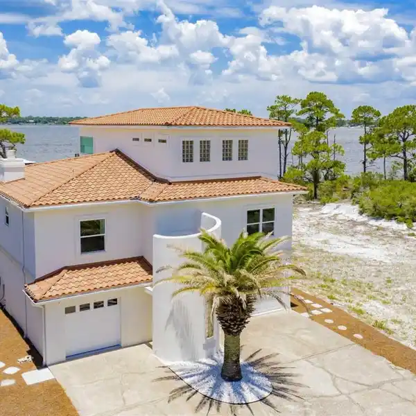 WATERFRONT HOME IN THE HEART OF PERDIDO KEY