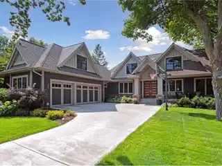 Custom Beauty in the Wayzata Highlands