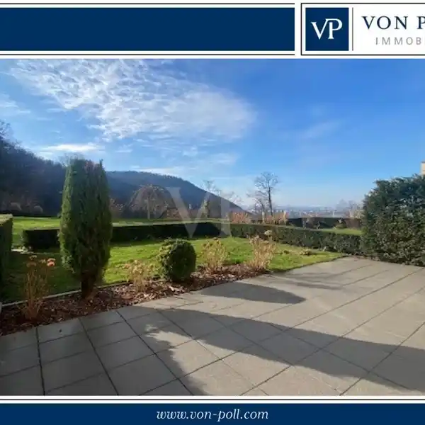 LIVING IN THE CASTLE HOTEL: SUNNY APARTMENT WITH A DREAM VIEW