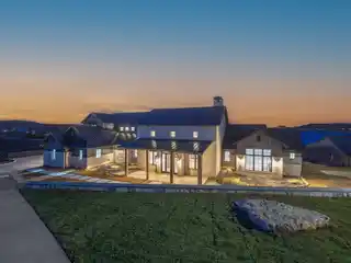 Lakeside Grandeur in a New Possum Kingdom Lake Home