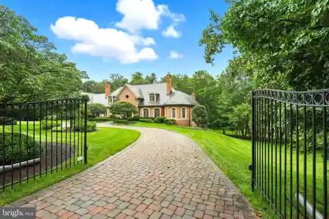 Timeless Sophistication in a Premier Location