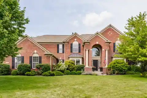 Luxury Cobblestone Lakes Home