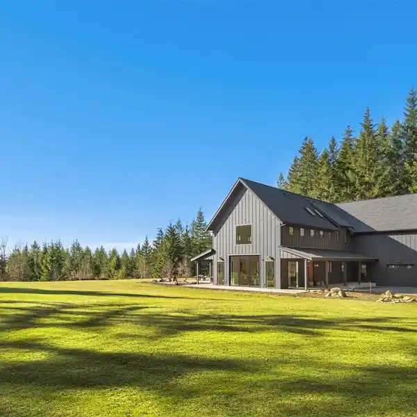 EXCEPTIONAL LUXURY ESTATE