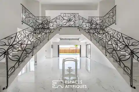 Elegant Contemporary Villa