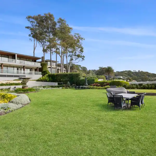 EXQUISITE APARTMENT WITH PANORAMIC VIEWS