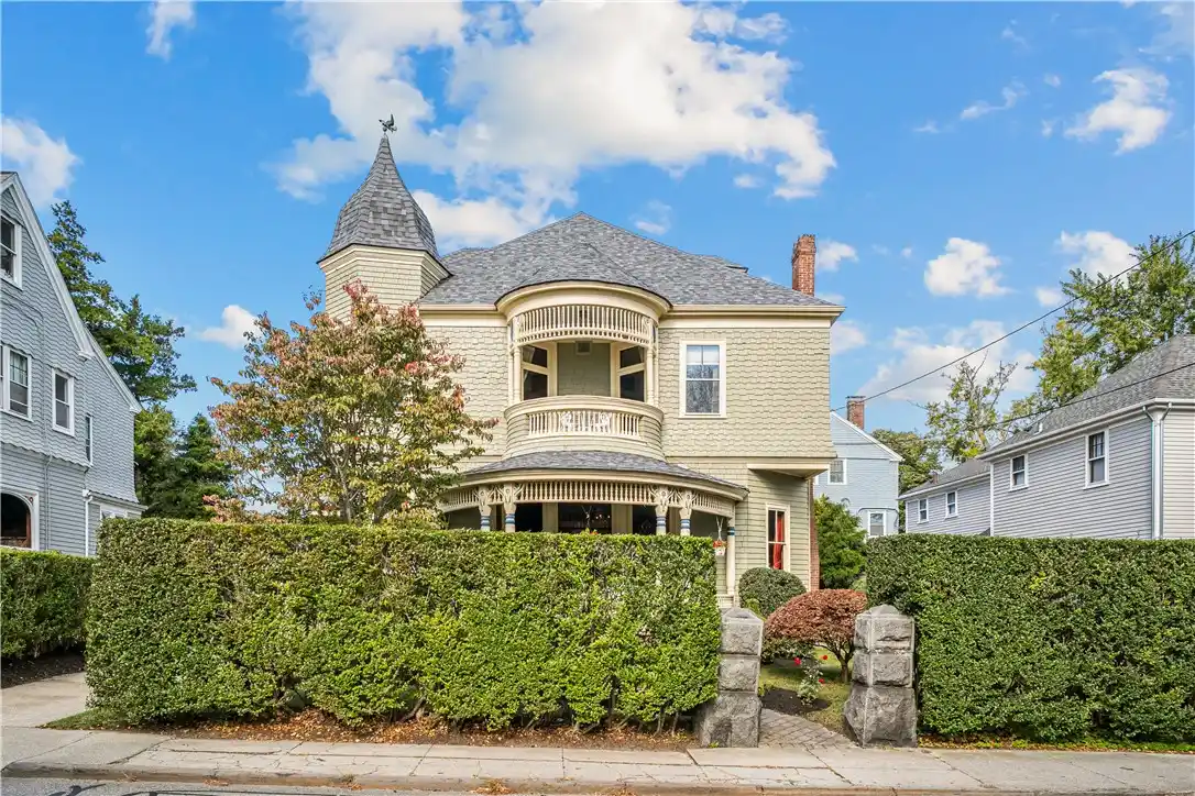 Stately Queen Anne Style Home Once Part of the Hawkhurst Estate