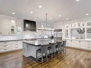 Exceptional Southland Homes Renovation in Prime Heights Location